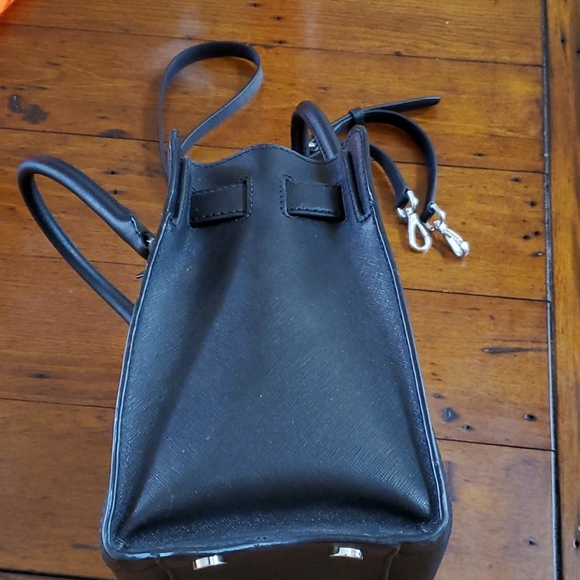 Black Michael Kors Purse with shoulder strap - Picture 2 of 6